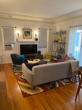 419 Cloverdale Ave-Unit -4 in Los Angeles, CA - Building Photo - Building Photo