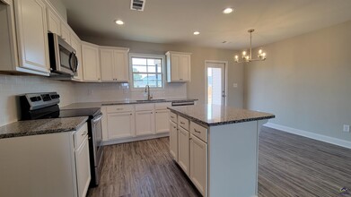 104 Cassandra Ann Wy in Perry, GA - Building Photo - Building Photo