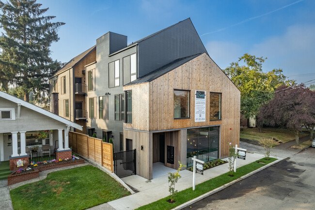 Watts Rowhouses