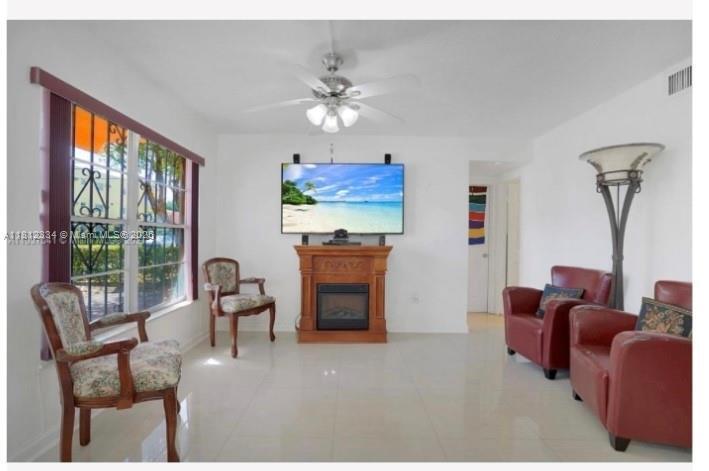 755 SW 6th St in Miami, FL - Building Photo