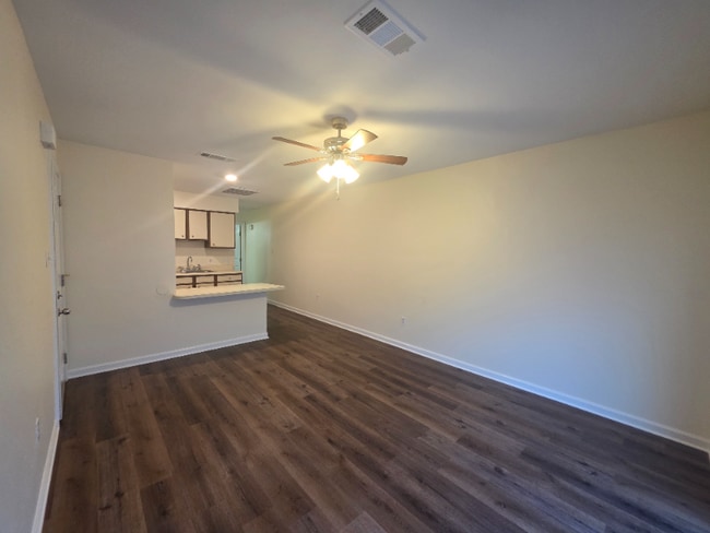 4780 Pontchartrain Dr, Unit 106 in Slidell, LA - Building Photo - Building Photo