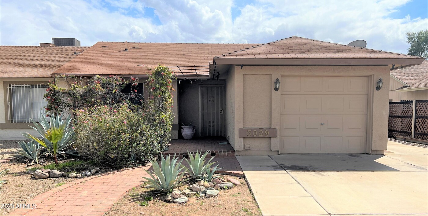 3029 W Tonopah Dr Photo