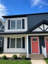 2225 Kenwood Blvd SE, Unit B in Roanoke, VA - Building Photo - Building Photo