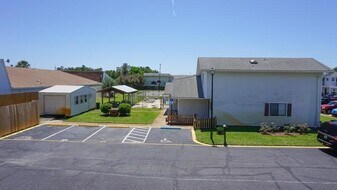 734 Legion Dr in Destin, FL - Building Photo