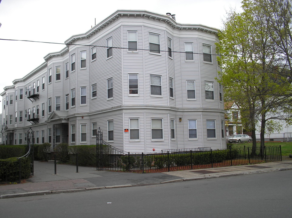 Kingsley Terrace in Lynn, MA - Foto de edificio