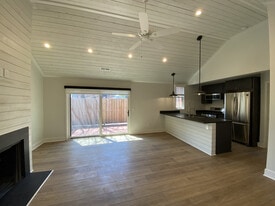 252 Jackson St in Columbus, OH - Building Photo