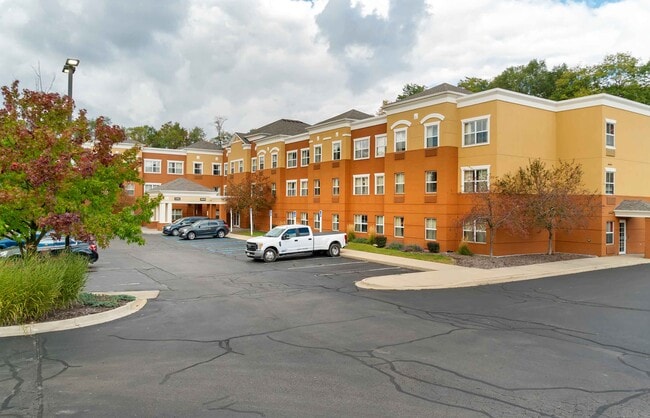 Furnished Studio-Detroit - Novi - Orchard