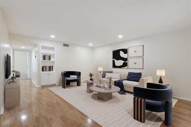 2401 Leon St in Austin, TX - Building Photo - Building Photo