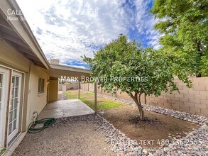 4828 S Roberts Rd in Tempe, AZ - Building Photo - Building Photo