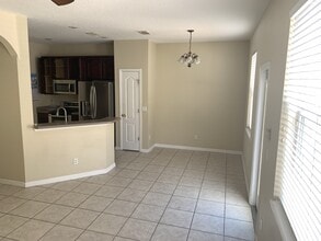 2215 J Lawson Blvd in Orlando, FL - Building Photo - Building Photo