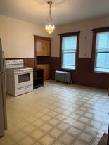 27 Bridgeport St, Unit 2