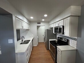 3511 Alpine Cir in Austin, TX - Building Photo - Building Photo