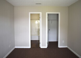 74 Fantasy Ln in Lillington, NC - Building Photo - Building Photo