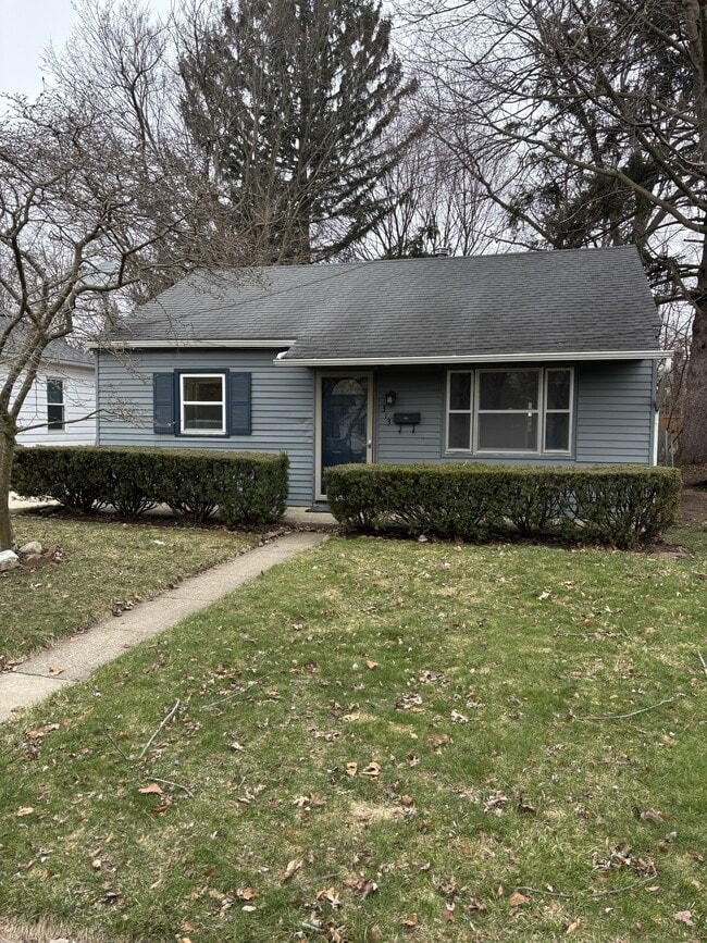 property at 313 E North St