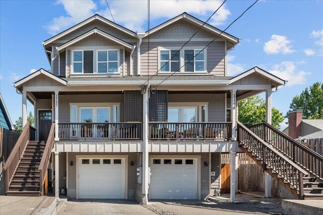 property at 1787 N Ainsworth St