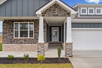 1601 Collins View Way in Clarksville, TN - Building Photo - Building Photo
