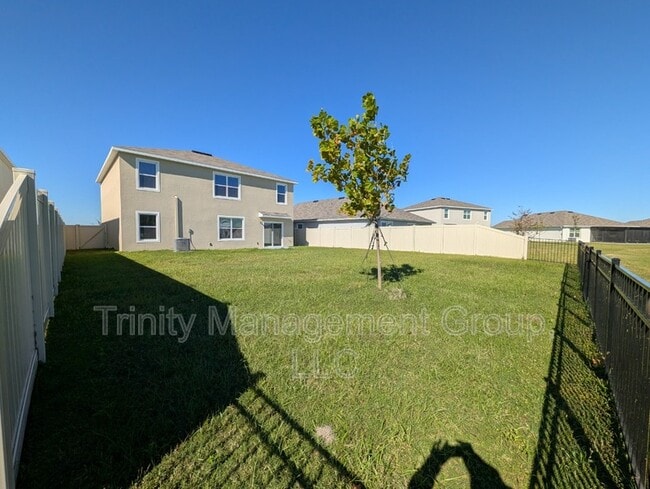 10607 Quail Grv Wy in San Antonio, FL - Building Photo - Building Photo