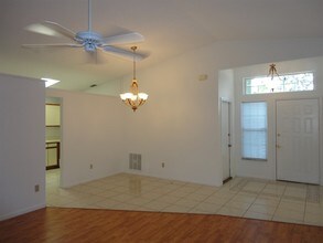 1736 Terra Cota Ct in Orlando, FL - Foto de edificio - Building Photo