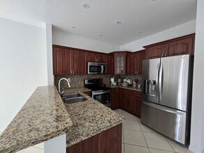 10924 SW 182nd Ln in Miami, FL - Building Photo - Building Photo