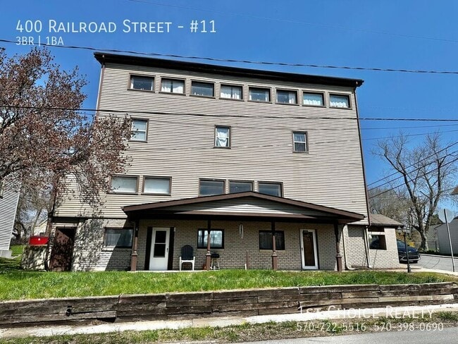 property at 400 Railroad St