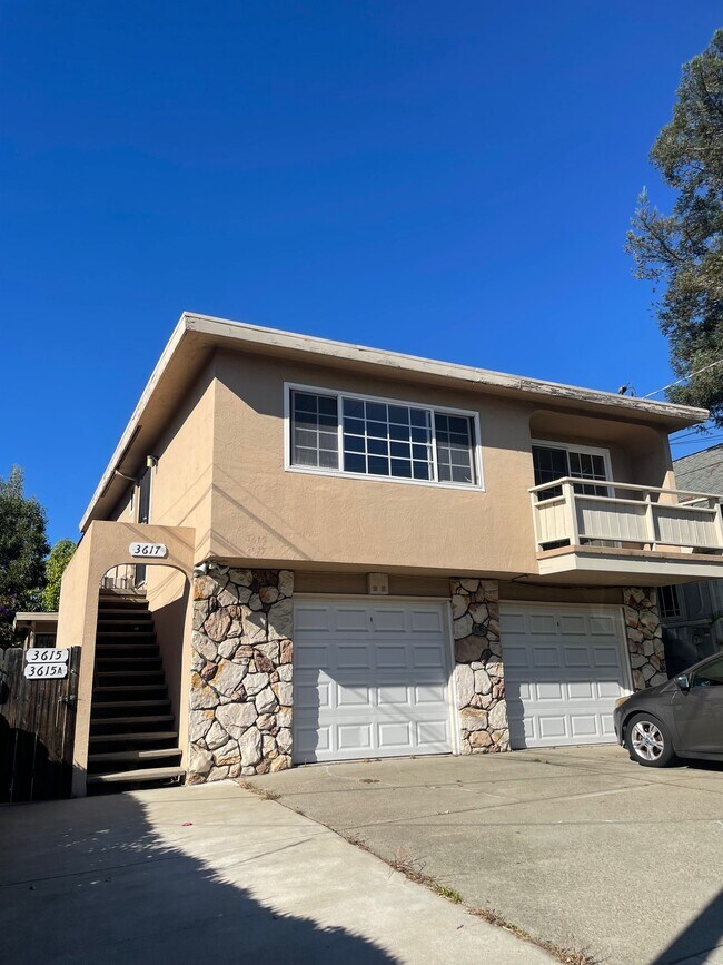 3617 Loma Vista Ave in Oakland, CA - Building Photo - Building Photo