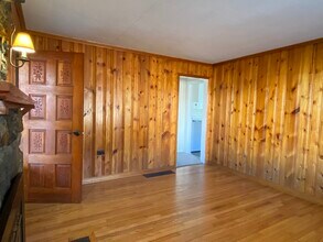 729 Asbury Rd in Candler, NC - Building Photo - Building Photo