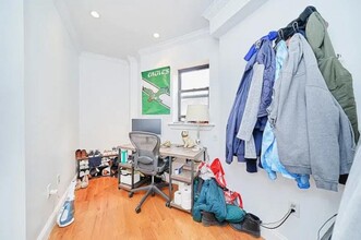 236 E 33rd St in New York, NY - Building Photo - Building Photo