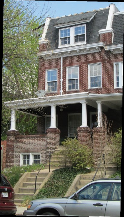 Charles Village Residential in Baltimore, MD - Building Photo