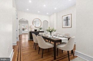 6812 Sprague St in Philadelphia, PA - Building Photo