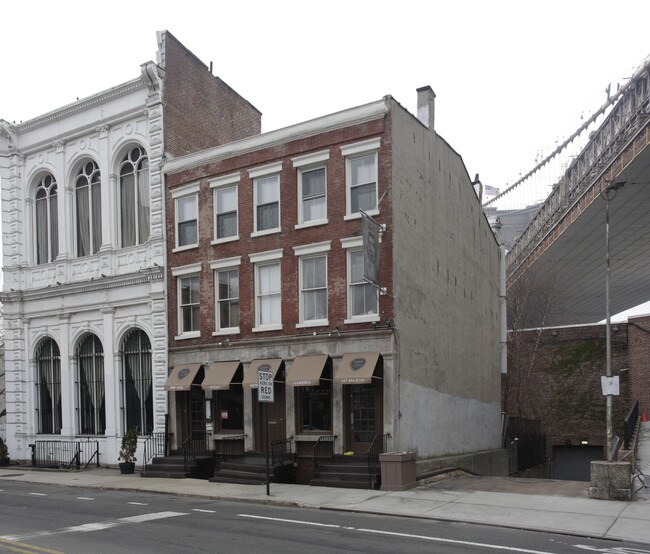 5 Front St