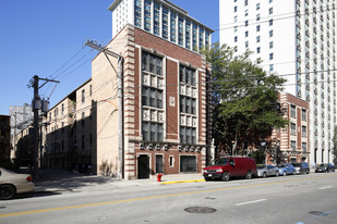 510-34 W. Addison St. Apartments