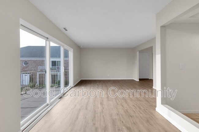 2697 Baseline Rd in Grand Island, NY - Building Photo - Building Photo