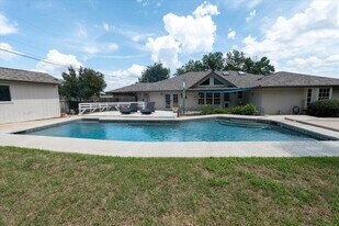 300 Las Plumas Dr in Georgetown, TX - Building Photo