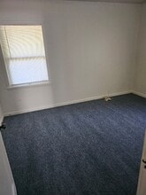 691 Madelon Ct in Louisville, KY - Building Photo - Building Photo