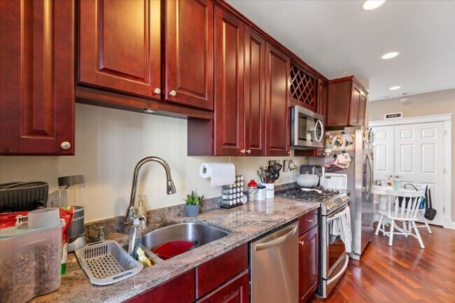 867 N Mozart St in Chicago, IL - Building Photo - Building Photo