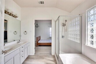 10321 Beard Ave in Austin, TX - Building Photo - Building Photo