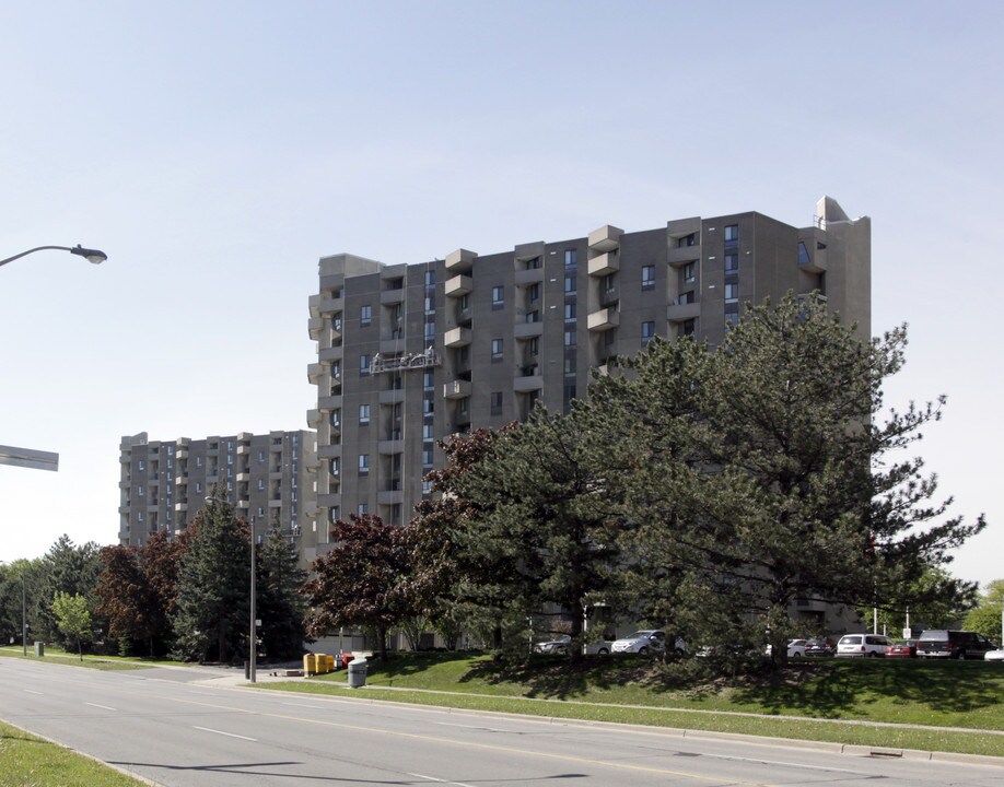 The Masters in Toronto, ON - Building Photo