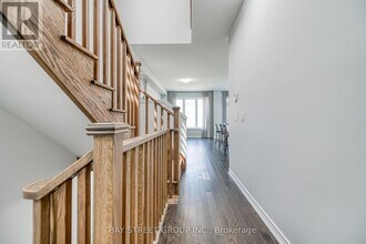 32 Jessica Antonella St in Markham, ON - Building Photo - Building Photo