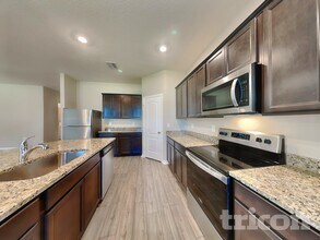 4513 Breccia Ln in Lakeland, FL - Building Photo - Building Photo