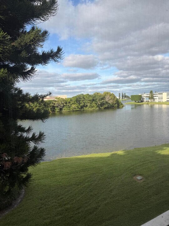 3062 Ainslie Dr in Boca Raton, FL - Building Photo