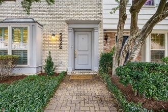 5822 Doliver Dr in Houston, TX - Building Photo - Building Photo