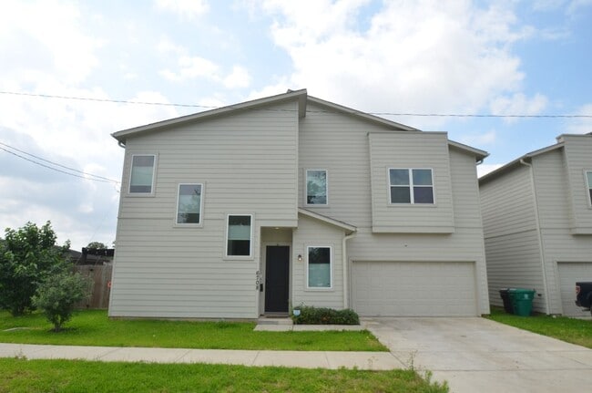 property at 6708 Arapahoe St