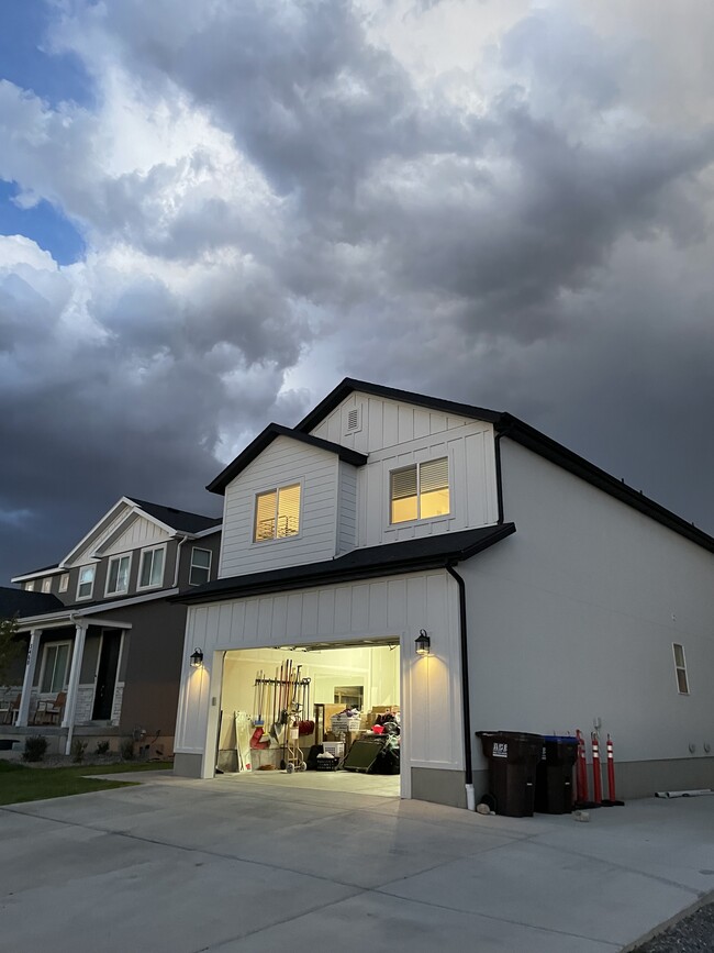 property at 3462 Willy Wy