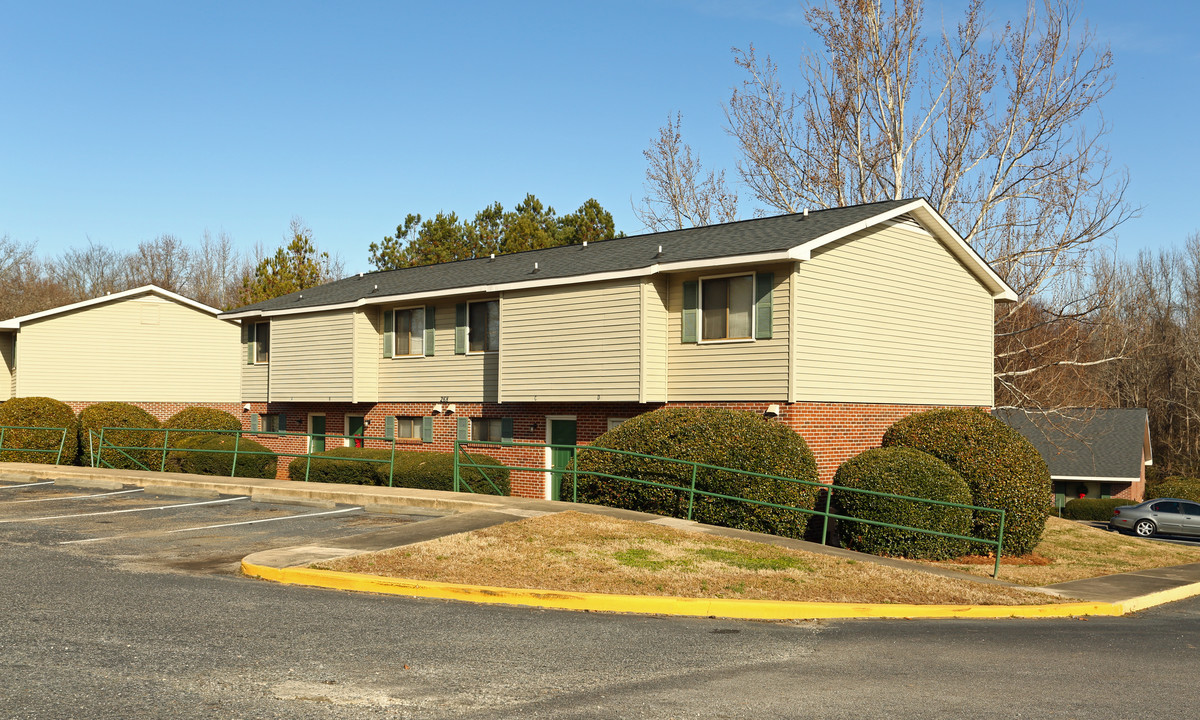 Knolwood Apartments in Lancaster, SC - Building Photo