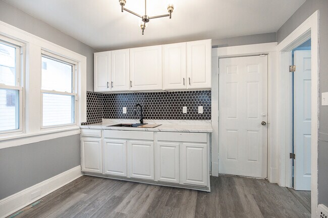 10315 Gay Ave in Cleveland, OH - Building Photo - Building Photo