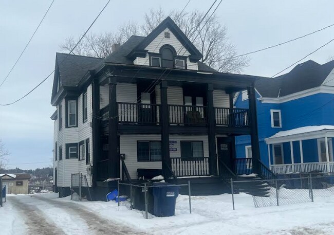 121 Lexington Ave in Syracuse, NY - Foto de edificio - Building Photo