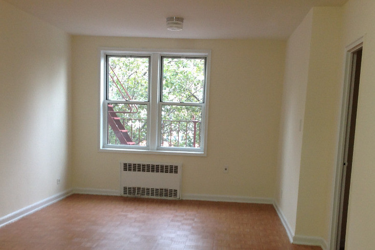 41-50 78th St in Queens, NY - Building Photo