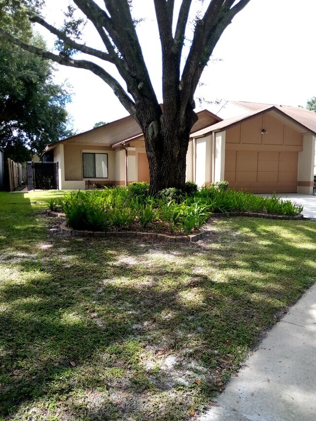406 Red Coat Ln in Orlando, FL - Building Photo - Building Photo
