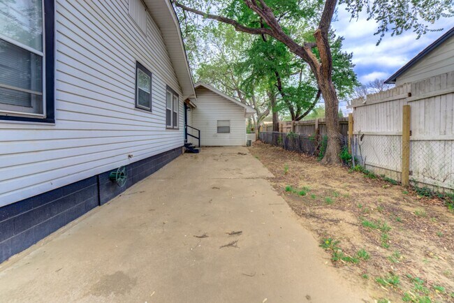 3515 E King Pl in Tulsa, OK - Building Photo - Building Photo