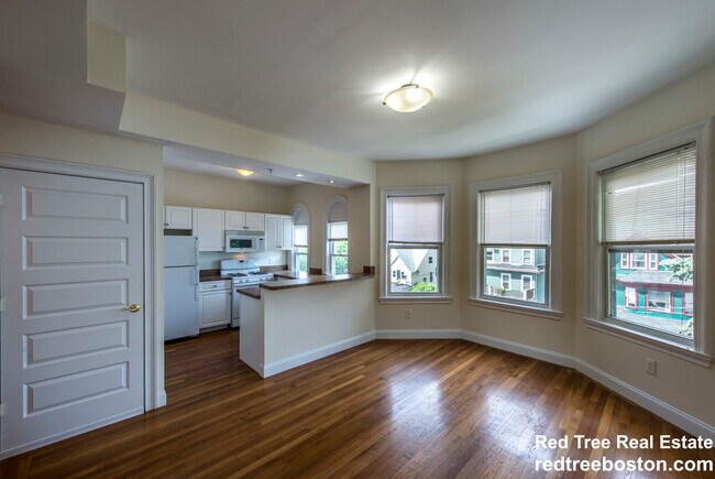 60 Ashford St, Unit #4 in Boston, MA - Building Photo - Building Photo